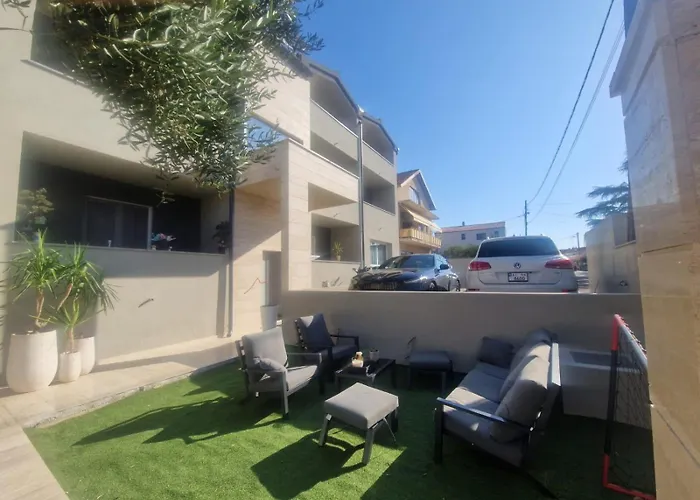 Mart Apartamento Zadar